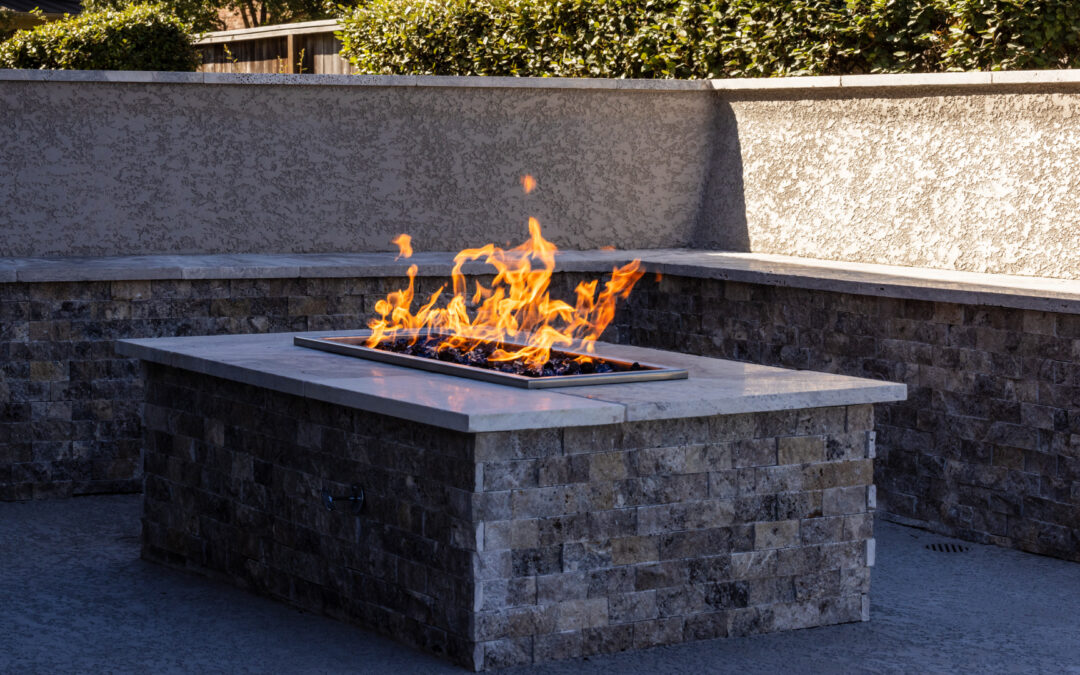 How to Pick The  Best Outdoor Fireplace for Your Space