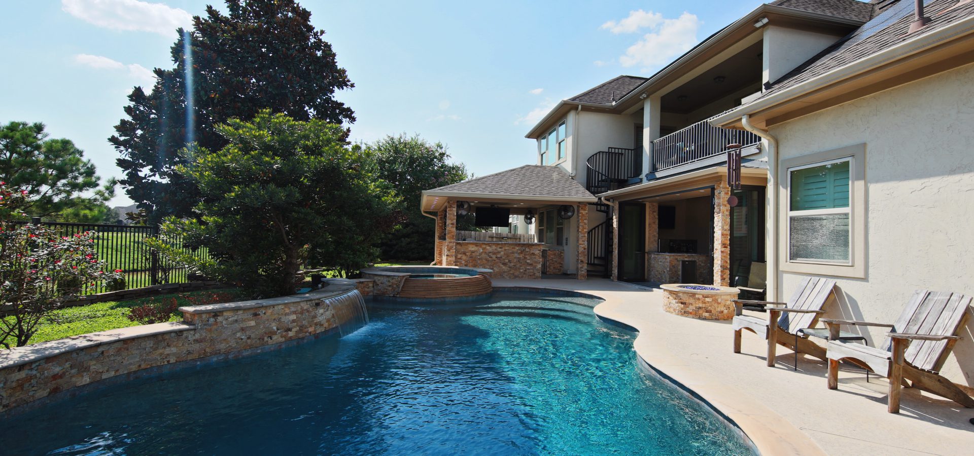 8 Reasons Your Pool Is a Great Calorie Burner